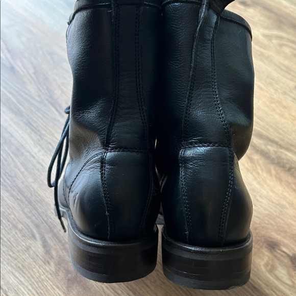 NWOT Frye Black Leather Lace up Boots - Picture 6 of 8